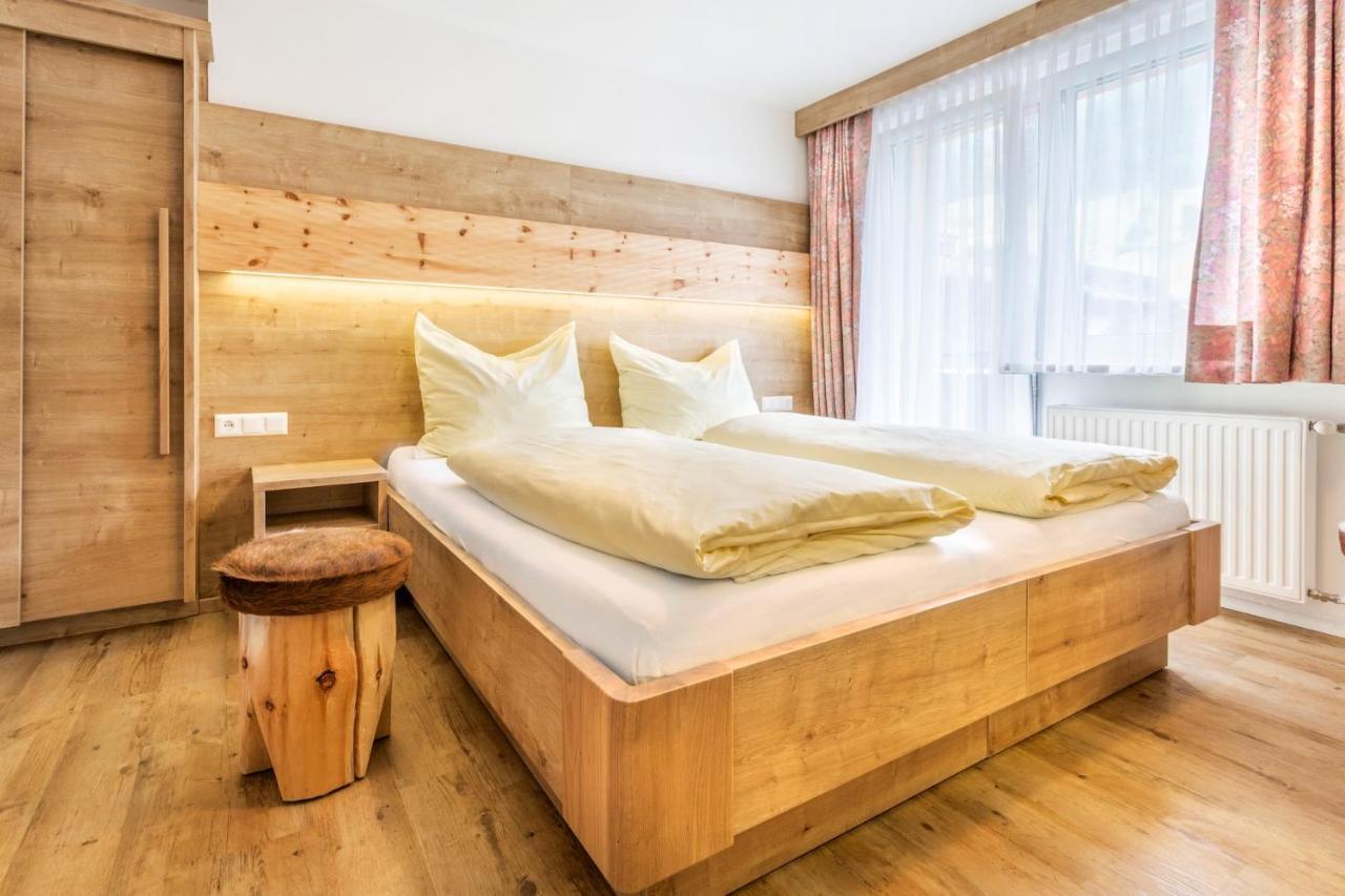 Pension Ahorn Saalbach-Hinterglemm Dış mekan fotoğraf